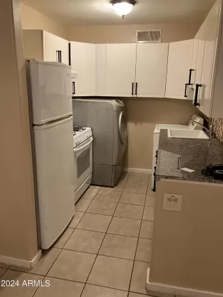 Photo #6: 6773393 Listing