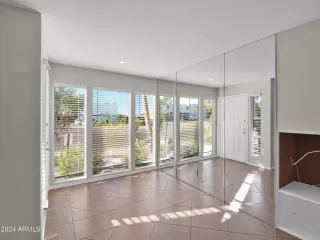 Photo #3: 6773546 Listing