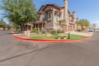 Photo #1: 6773692 Listing