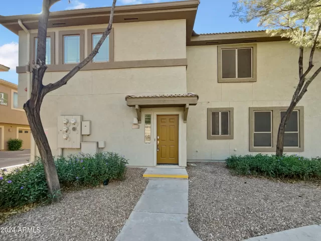 MLS: 6773937 Condo For Sale