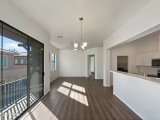 Photo #2: 6773937 Listing