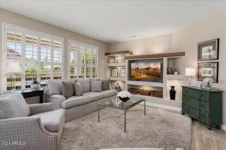 Photo #2: 6774183 Listing