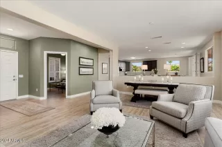 Photo #3: 6774183 Listing