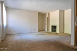 Photo #3: 6774222 Listing