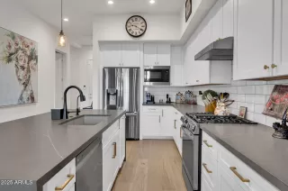 Photo #6: 6774323 Listing 