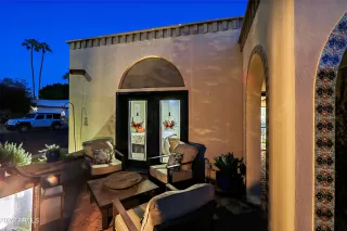 Photo #3: 6774337 Listing