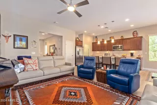 Photo #6: 6774711 Listing