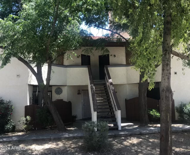 MLS: 6775058 Condo For Sale