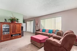 Photo #2: 6775135 Listing 