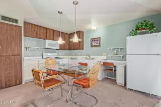 Photo #3: 6775135 Listing 