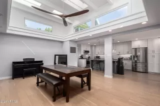 Photo #2: 6775489 Listing