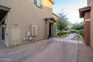 Photo #2: 6775494 Listing