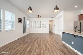 Photo #6: 6775494 Listing