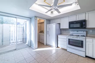 Photo #5: 6775503 Listing