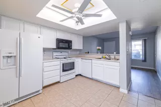 Photo #6: 6775503 Listing