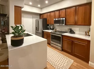 Photo #1: 6775636 Listing