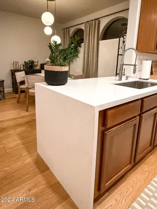 Photo #4: 6775636 Listing