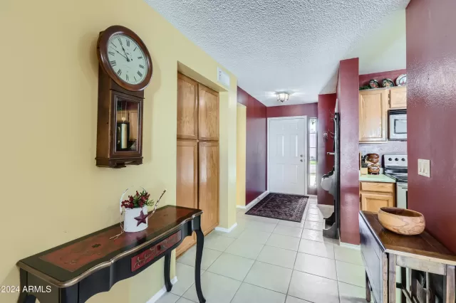 MLS: 6775669 Condo For Sale