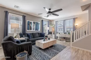 Photo #3: 6775752 Listing