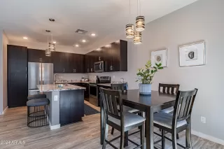 Photo #5: 6775752 Listing