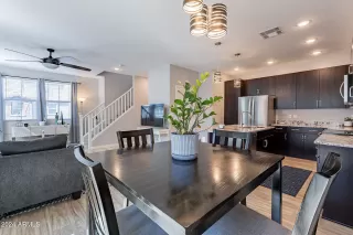 Photo #6: 6775752 Listing