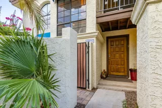 Photo #3: 6775895 Listing