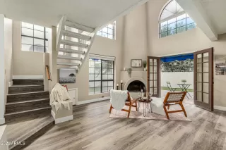 Photo #6: 6775895 Listing