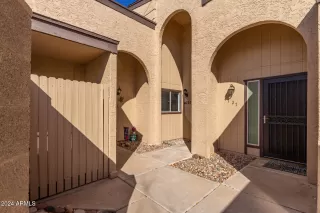 Photo #4: 6775913 Listing