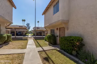 Photo #2: 6775930 Listing 