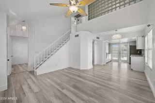 Photo #3: 6776090 Listing