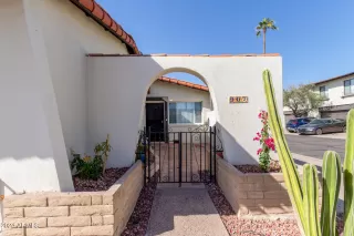 Photo #3: 6776094 Listing