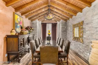 Photo #4: 6776155 Listing