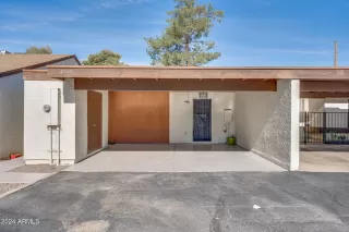 Photo #2: 6776547 Listing 