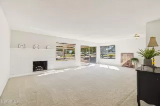 Photo #1: 6776548 Listing