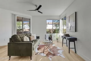 Photo #6: 6776685 Listing 