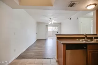 Photo #2: 6776945 Listing 