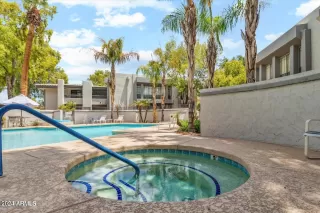 Photo #3: 6777039 Listing