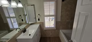 Photo #6: 6777076 Listing