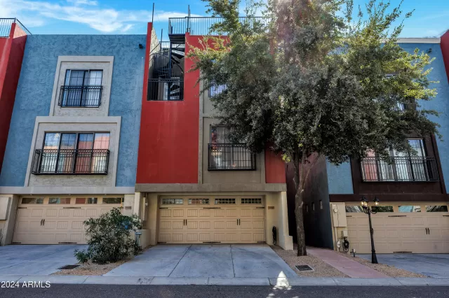 MLS: 6777309 Condo For Sale