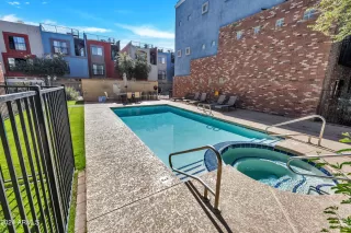 Photo #3: 6777309 Listing