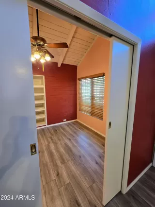 Photo #4: 6777408 Listing