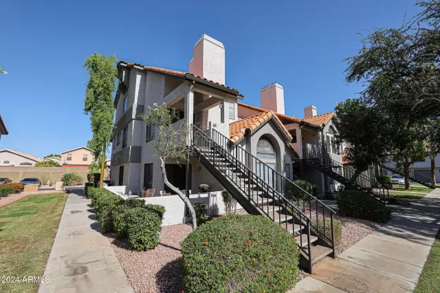 MLS: 6777450 Condo For Sale