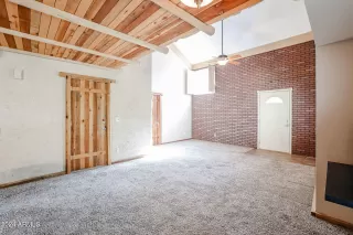 Photo #4: 6777450 Listing