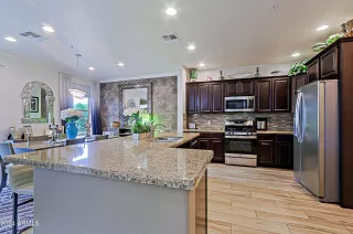 Photo #4: 6777649 Listing 