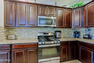 Photo #5: 6777649 Listing 