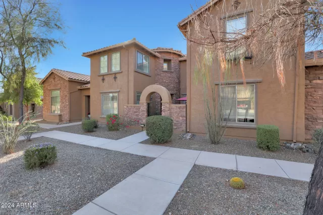 MLS: 6777754 Condo For Sale