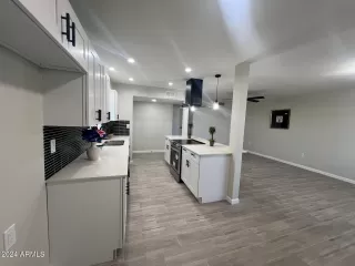 Photo #2: 6777873 Listing