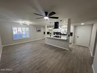 Photo #5: 6777873 Listing