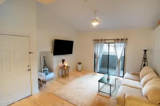 Photo #5: 6777941 Listing 