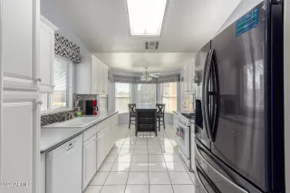 Photo #4: 6777947 Listing